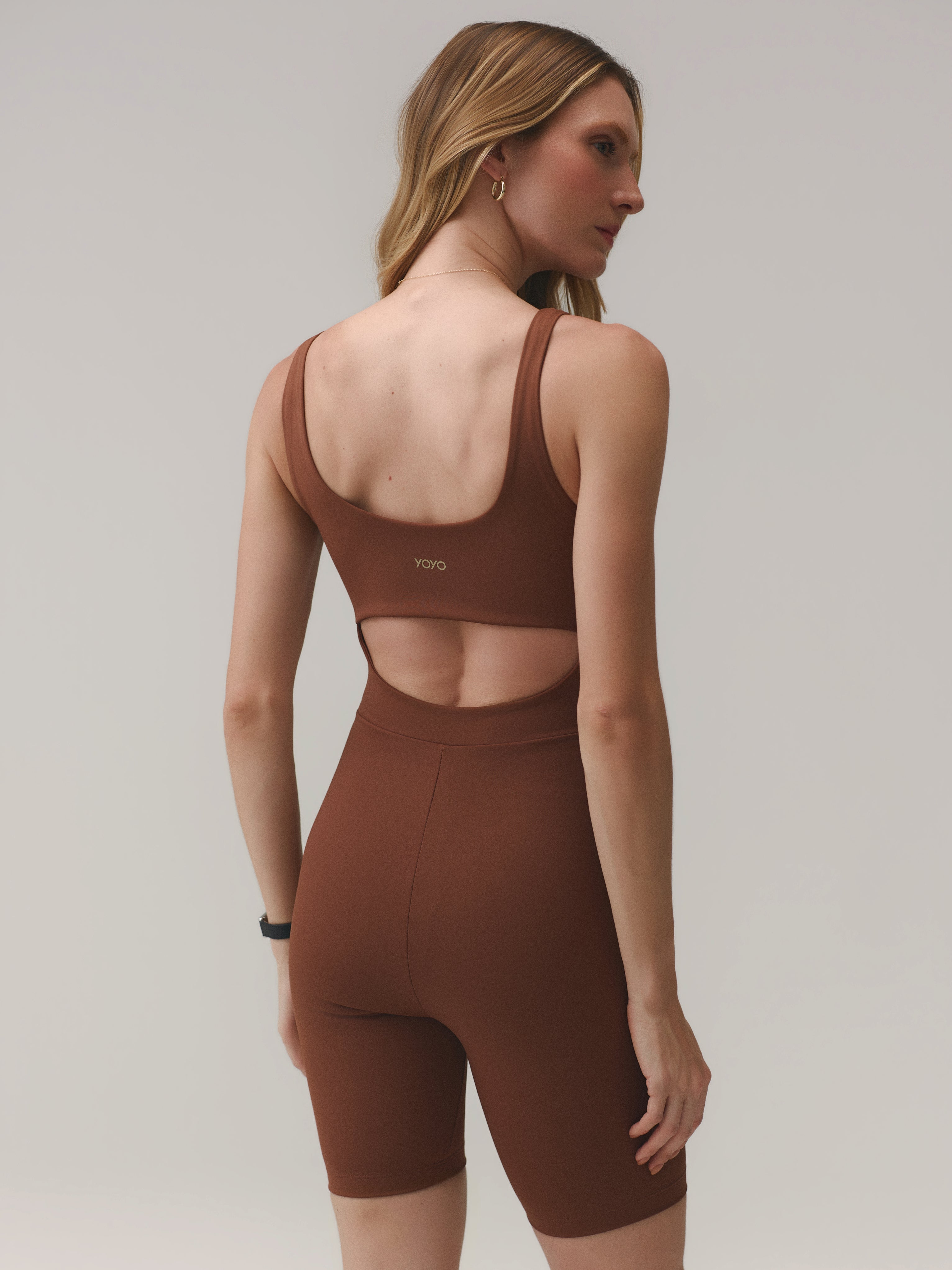 ONESIE COMPRESSILK™ VELVET TRUFFLE