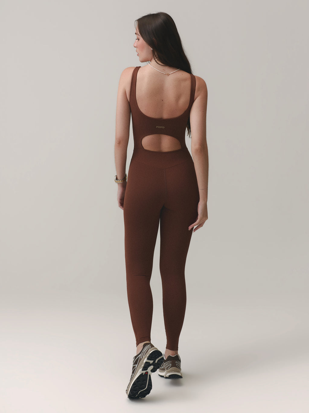 JUMPSUIT SCULPT™ VELVET TRUFFLE